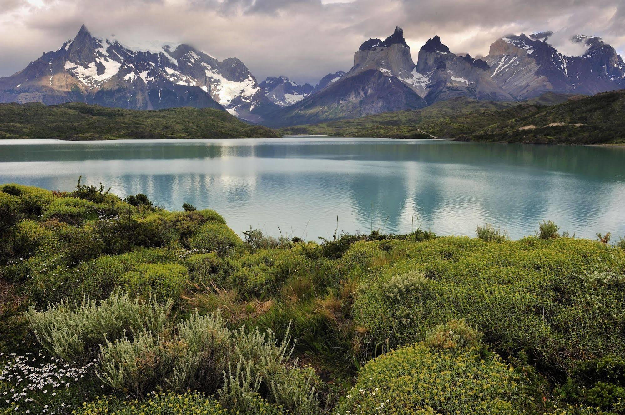 Explora En Torres Del Paine Villa Torres del Paine National Park Exterior foto